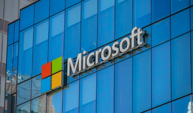 Microsoft与IDC共探人工智能未来趋势：从Gen AI到员工生产力工具的跨行业应用