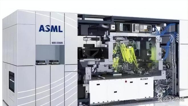 英特尔已获得阿斯麦的2nm光刻机