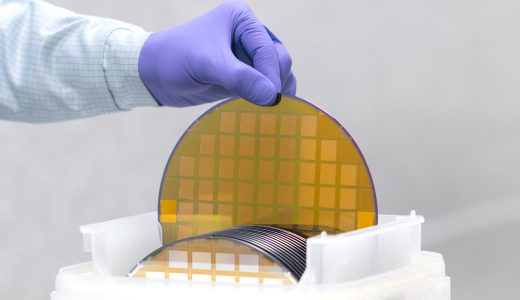 贝克微拟折让10.41%配股总筹1.2亿港元 加码晶圆厂投资