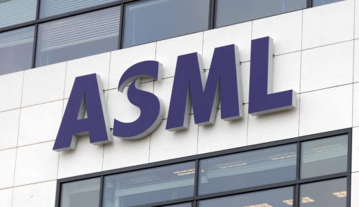 ASML公布Q2财报，首台EXE:5200B High NA光刻机已发运
