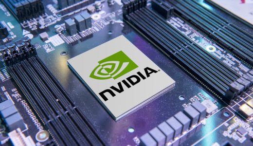 黄仁勋：为何用千亿美元押注OpenAI？