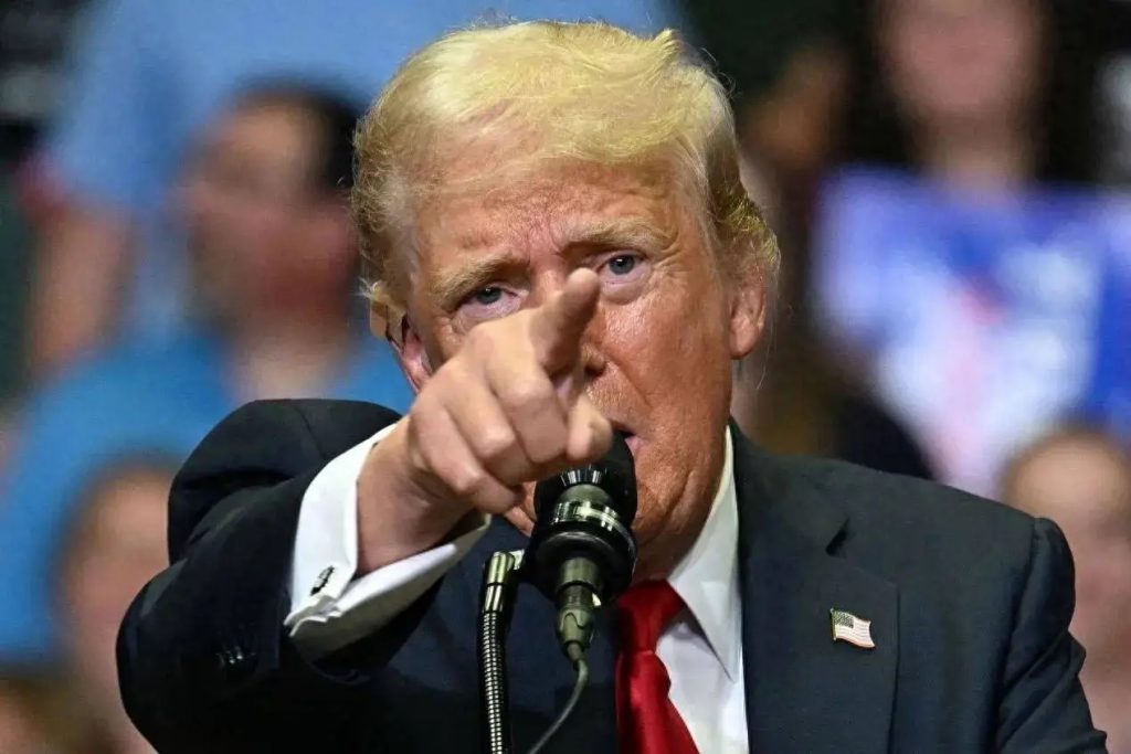 特朗普拟推AI“统一规则”，以联邦权力压制各州监管分歧