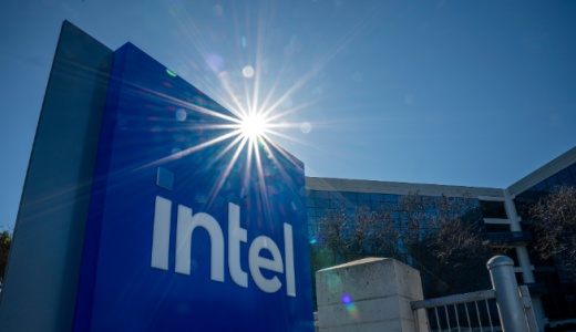 Intel  计划全年交付约 1 亿台 AI PC