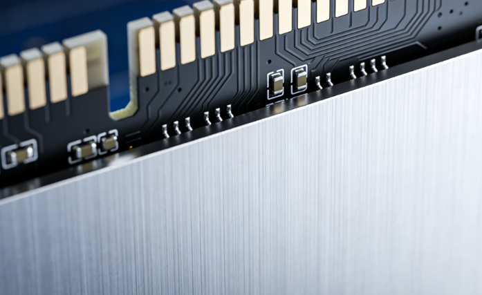 HBM（高带宽内存）等新技术迭代需求旺盛